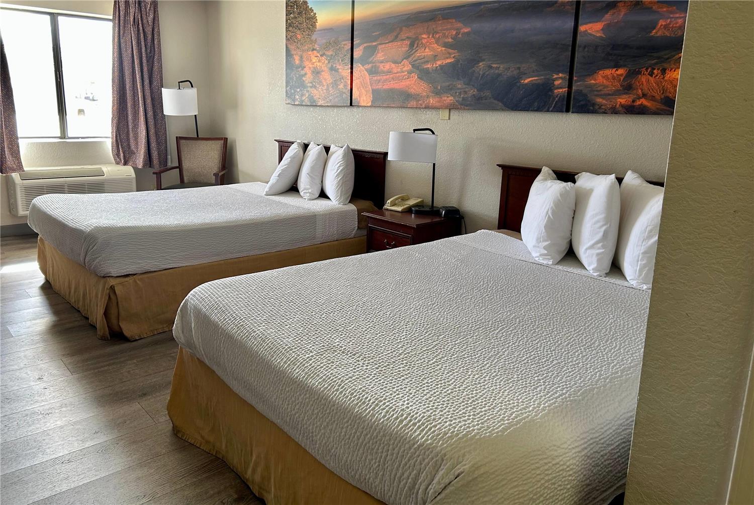 Days Inn By Wyndham Kingman West 12/31