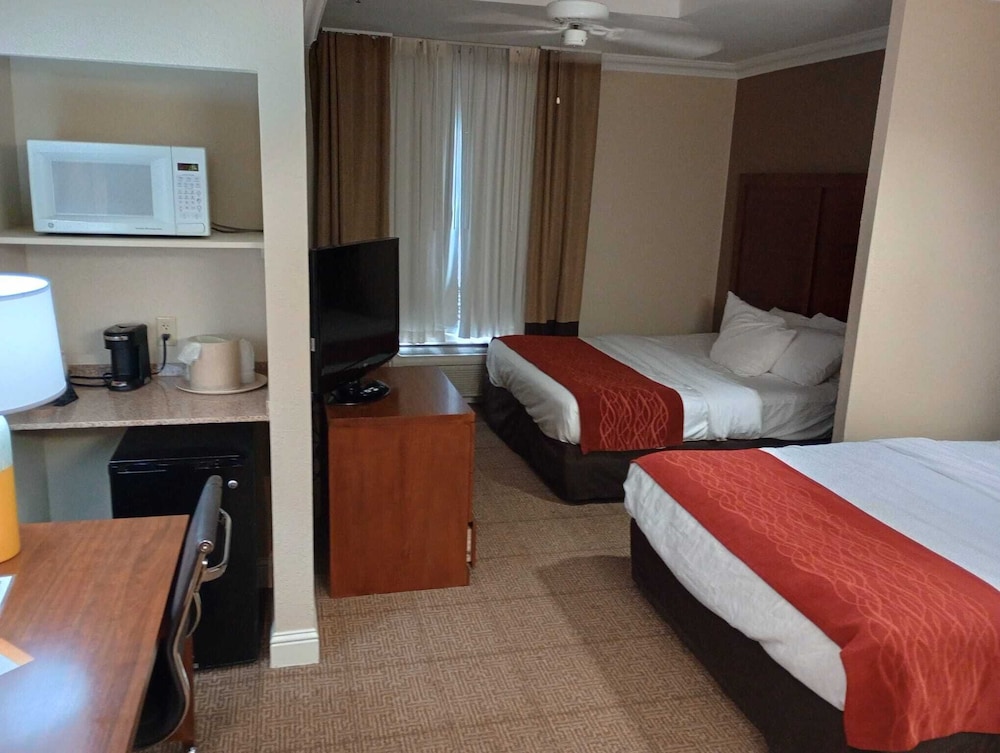 Northwest Expressway Hotel Oklahoma 5/31