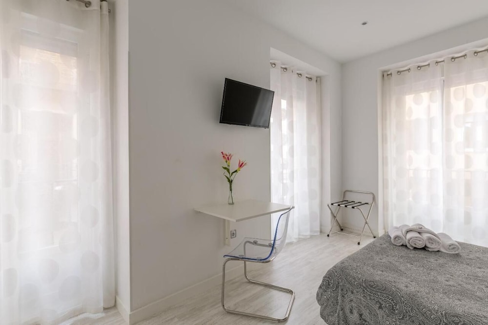 Hostal Met Madrid 19/30