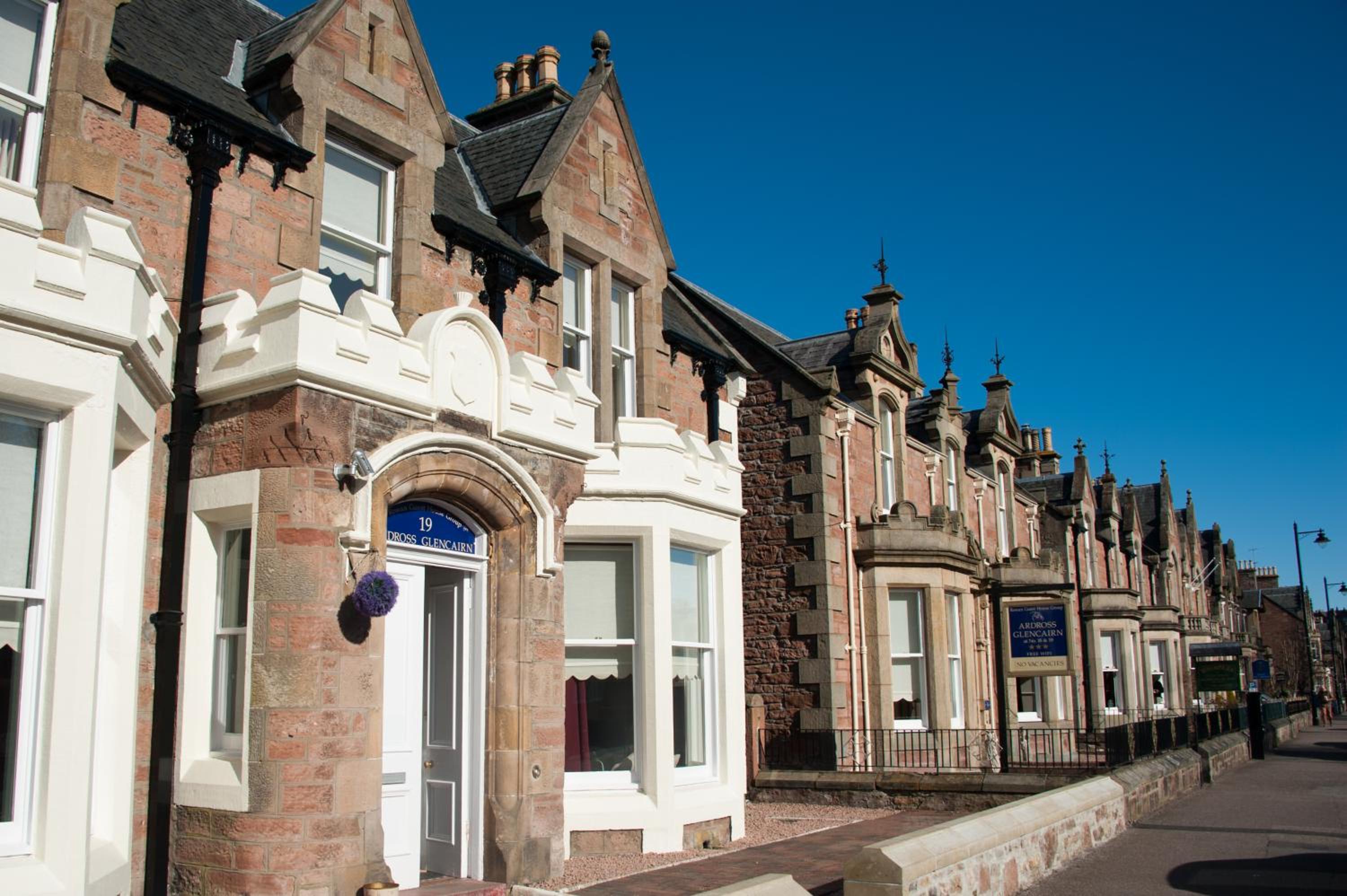 Ardross Glencairn Guest House B&B 27/28