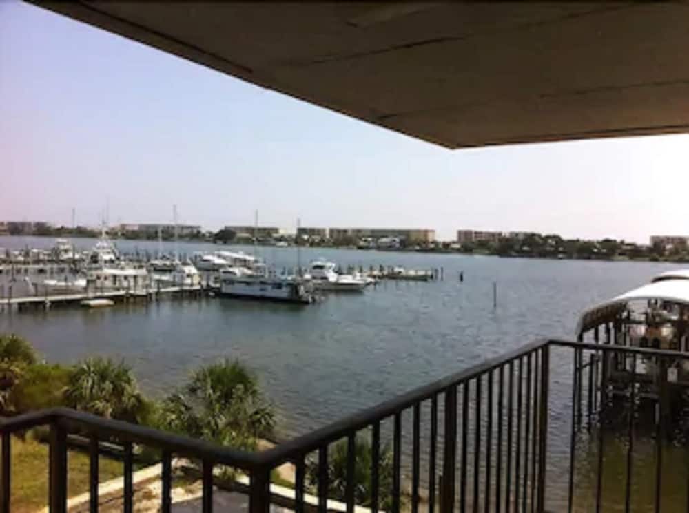 Seabreeze Inn 31/32