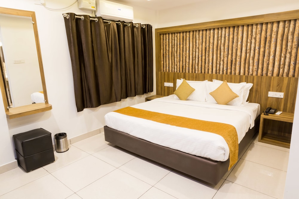 The Porch Inn Hotel & Service Apartments 15/50