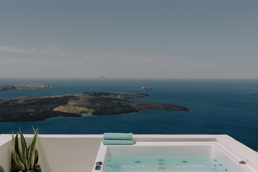 Agave Santorini Design Boutique Hotel 43/49