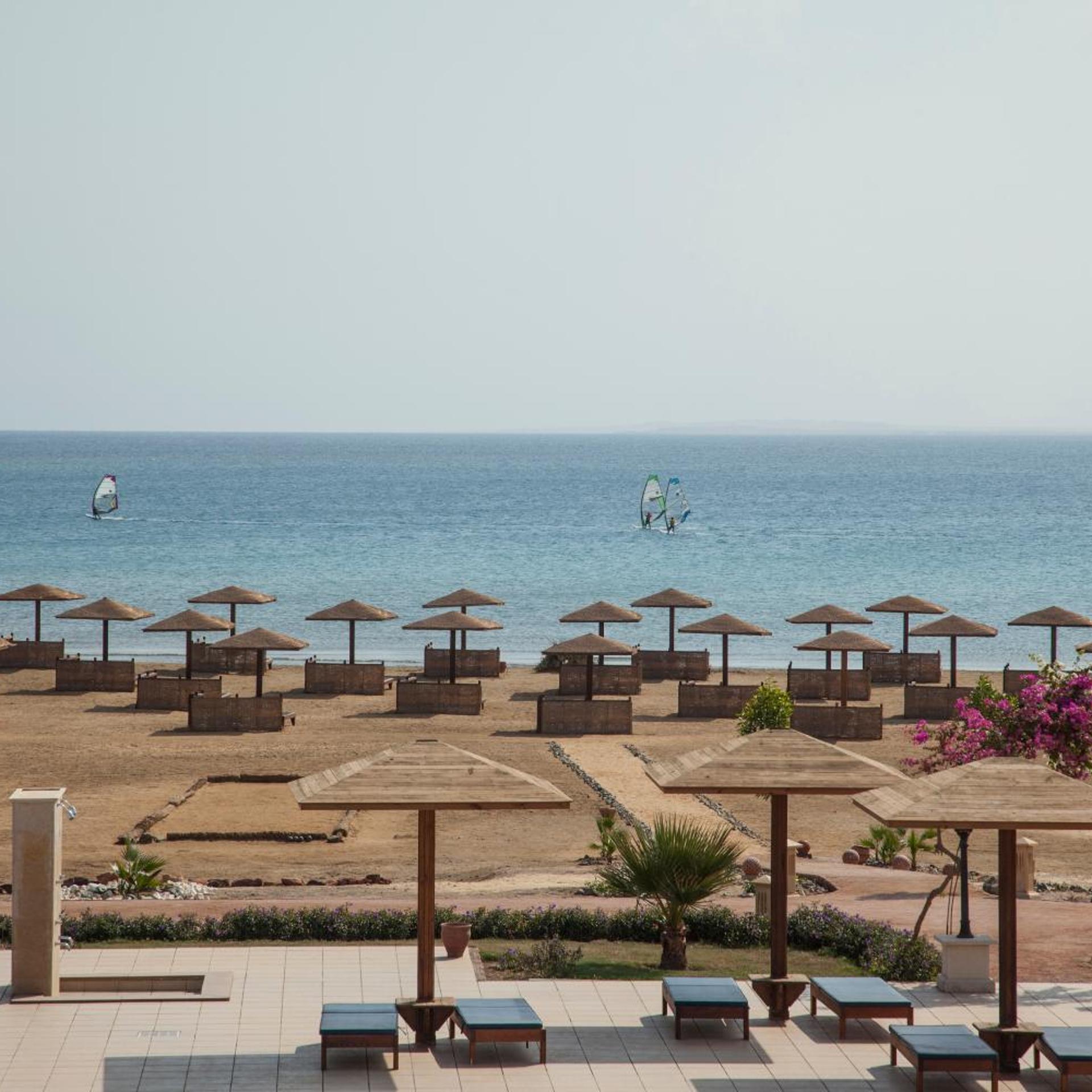 Lahami Bay Beach Resort And Gardens 71/79