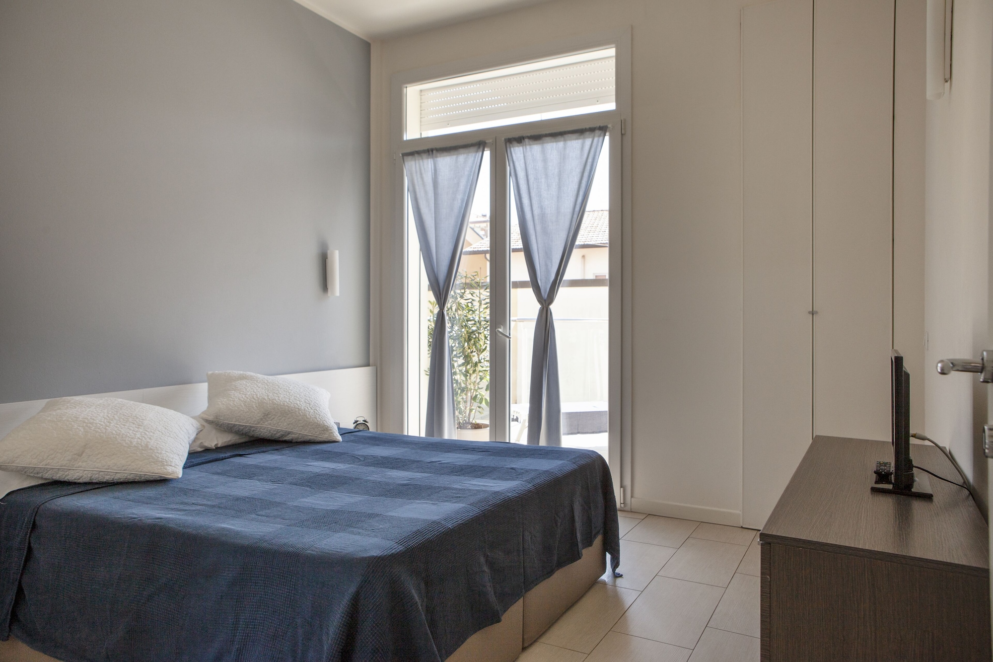 1 BEDROOM, TOWER, DELUXE, APARTMENT, BALCONY