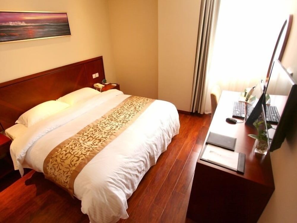 GreenTree Inn Shanghai Songjiang WanDa Plaza RonGMEi Road Express Hotel 7/20