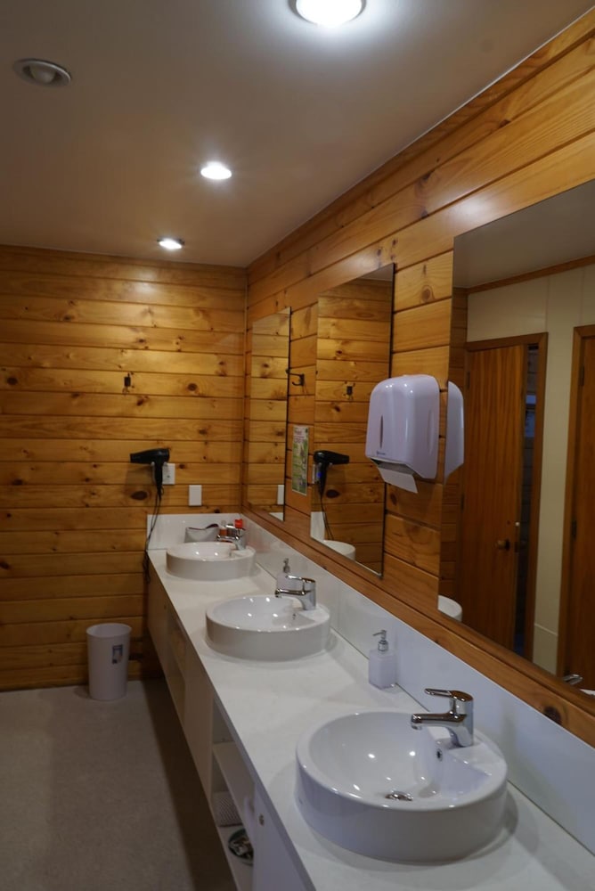Altamont Lodge 39/41
