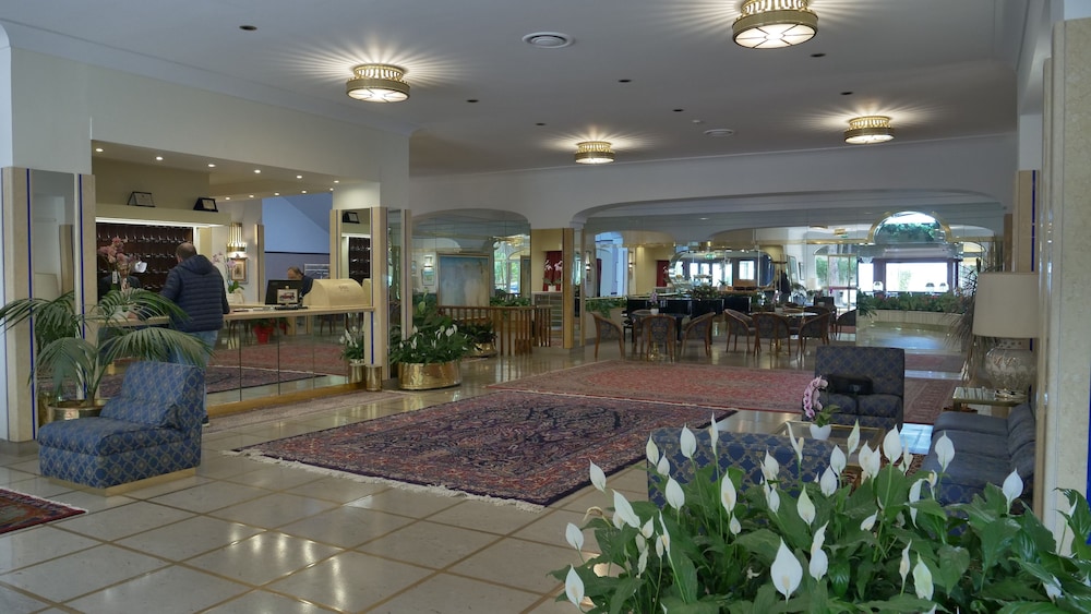 lobby