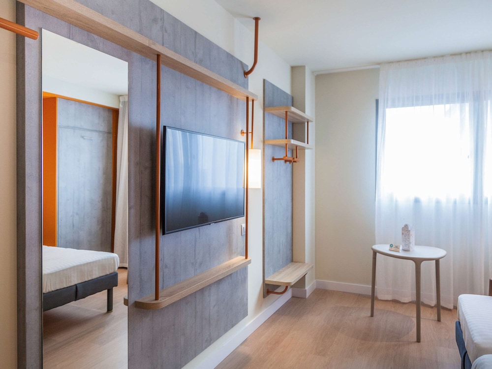 IBIS BUDGET HUERTA DE MURCIA 43/44