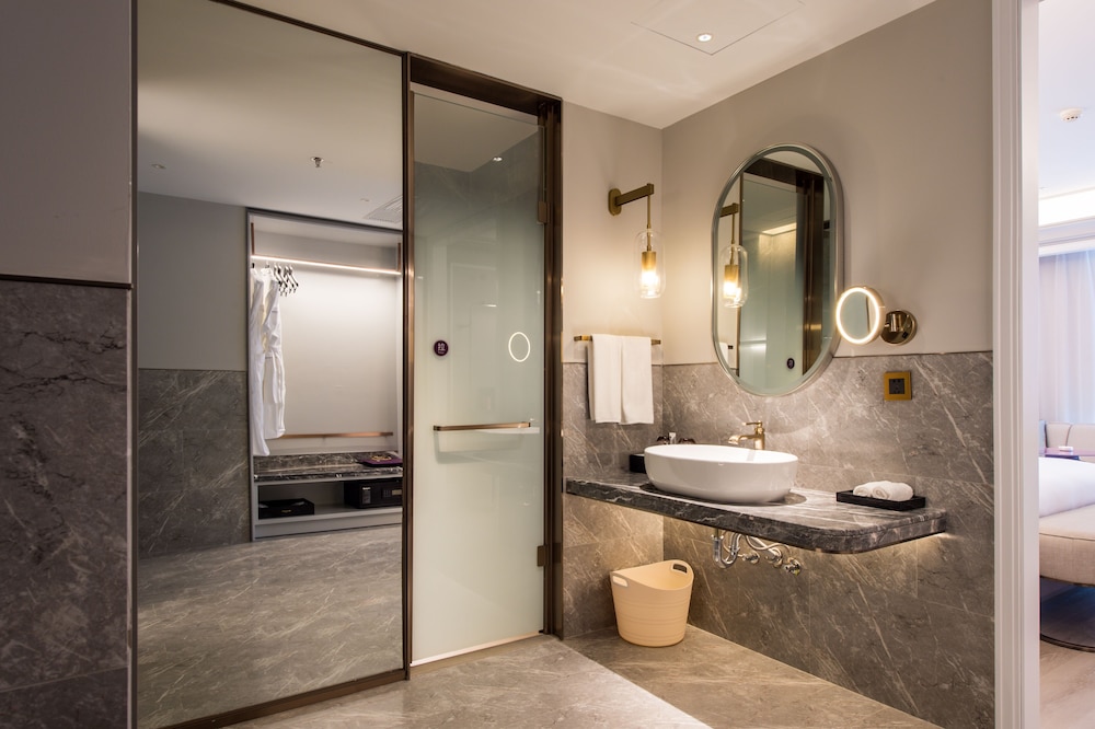 Mercure Changchun Hengxing 43/46