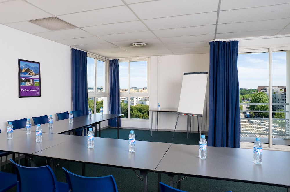 MADAME VACANCES- RESIDENCE LES CONSULS DE LA MER 23/29