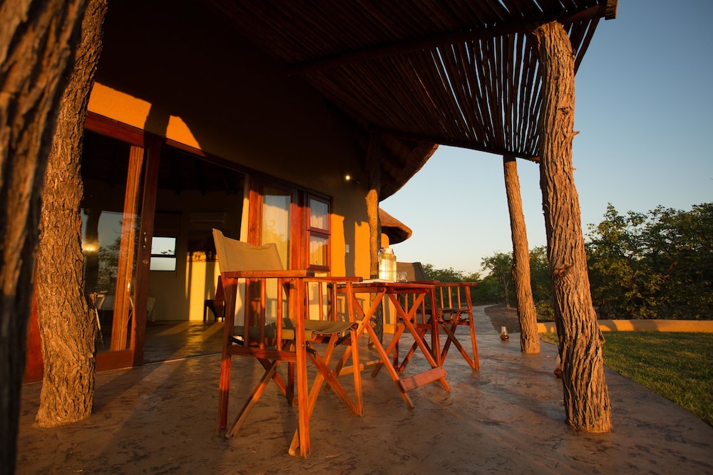 Mopane Bush Lodge 23/34