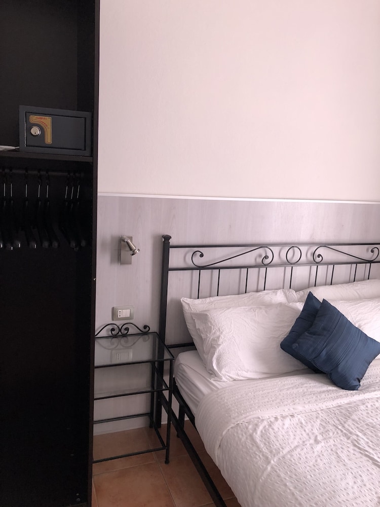 CENTRO VACANZE CANARINO 14/74