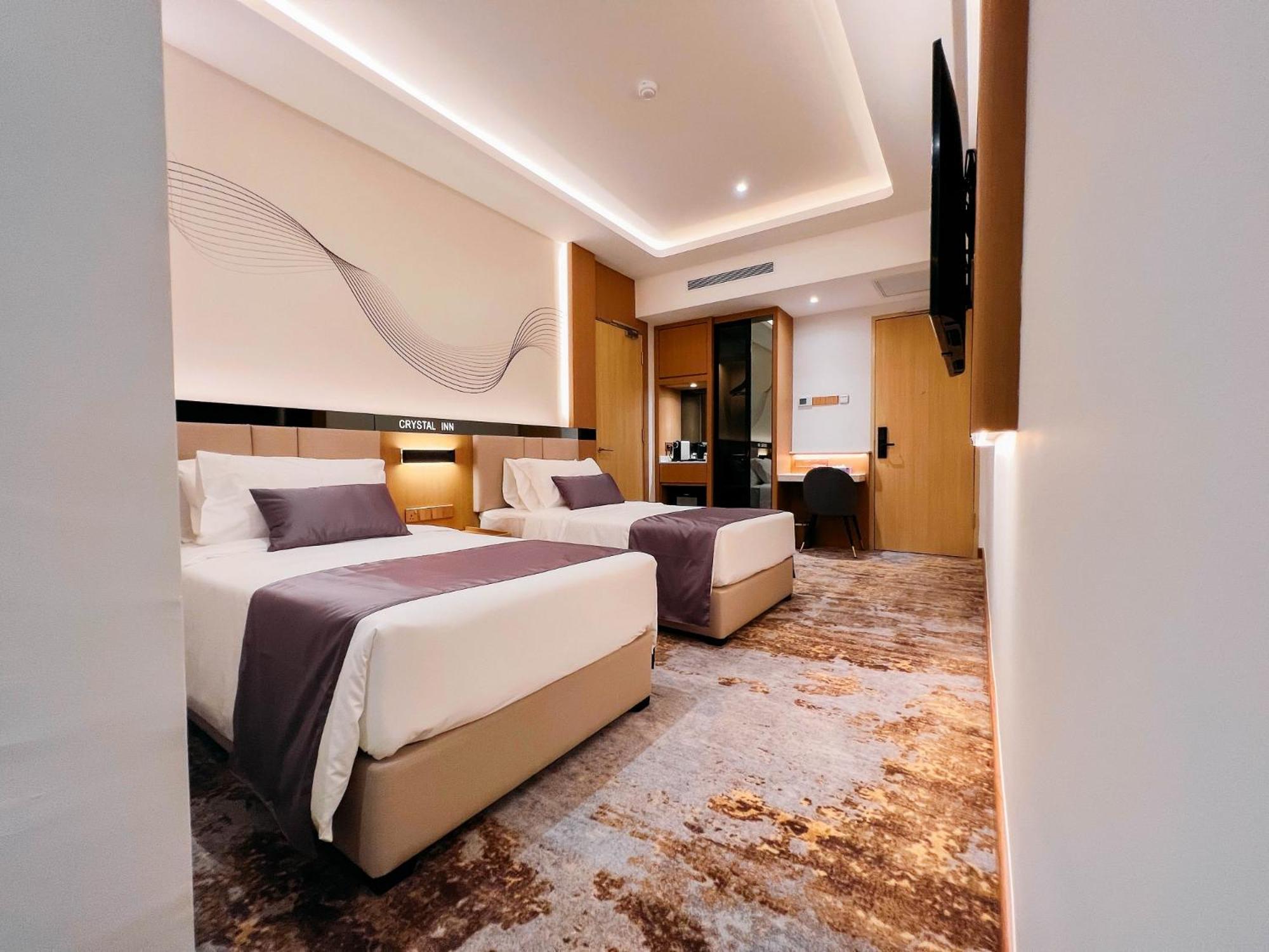 Crystal Inn Hotel 20/38