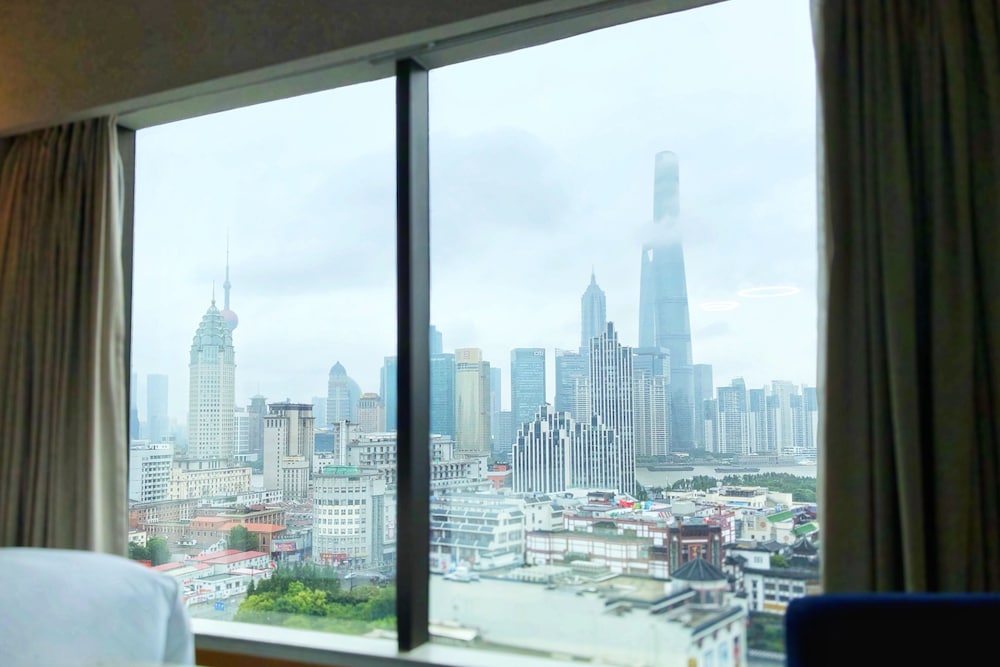 Renaissance Shanghai Yu Garden Hotel 15/30