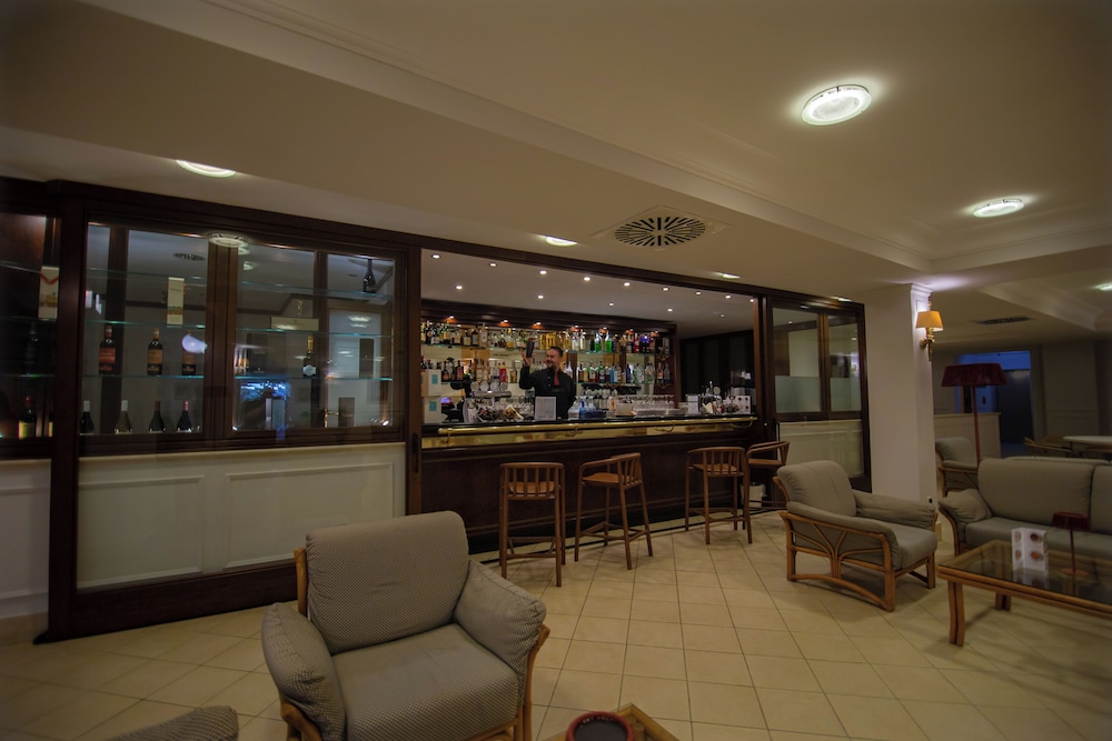 Dioscuri Bay Palace Hotel 57/75