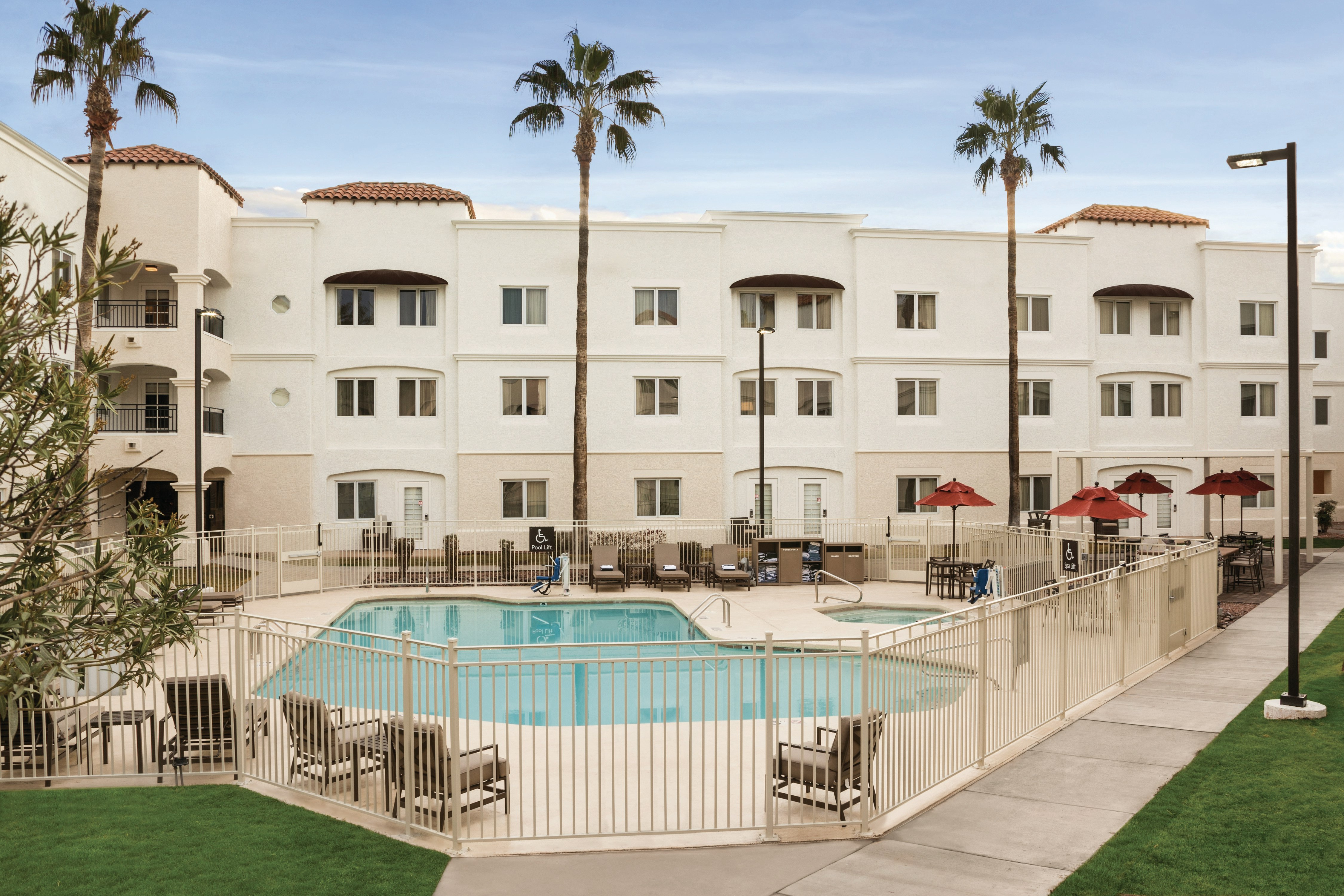 Homewood Suites by Hilton Tucson/St. Philip s Plaza Univ 4/48