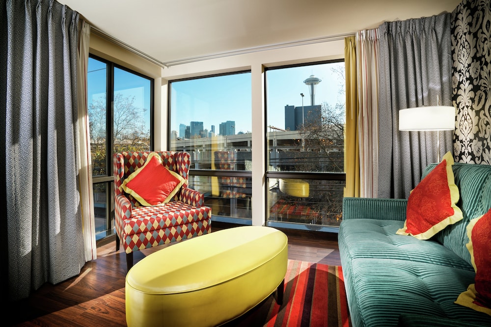 Staypineapple At The Maxwell Hotel 32/50