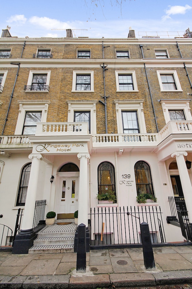Kingsway Park Hotel At Park Avenue 2/68
