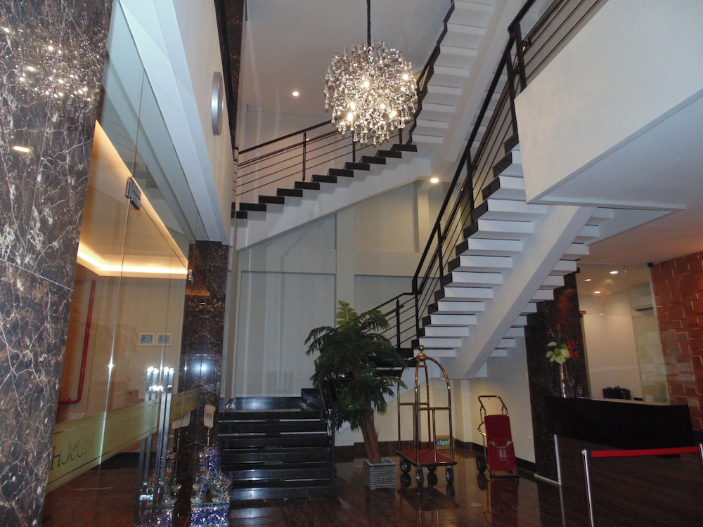 Moscha Hotel 7/32