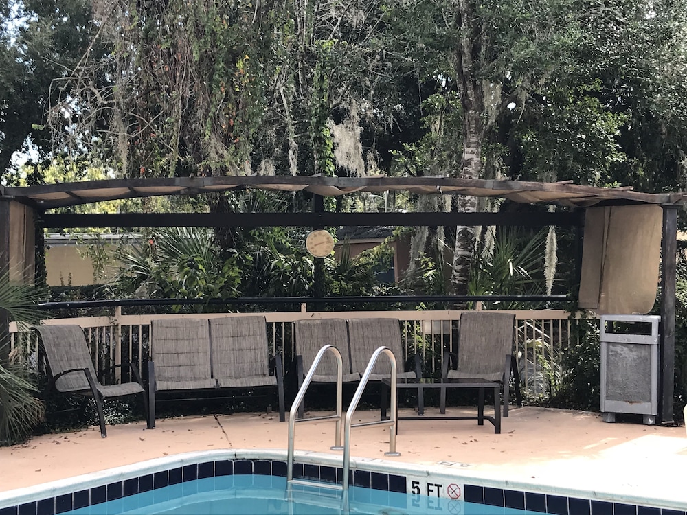 Baymont By Wyndham Gainesville I-75 4/46