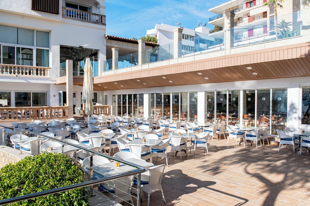 Hotel ROC Illetas & SPA 61/68
