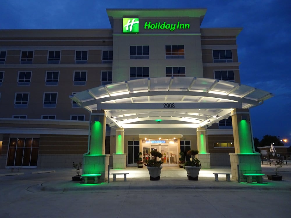 Holiday Inn Jonesboro 1/50