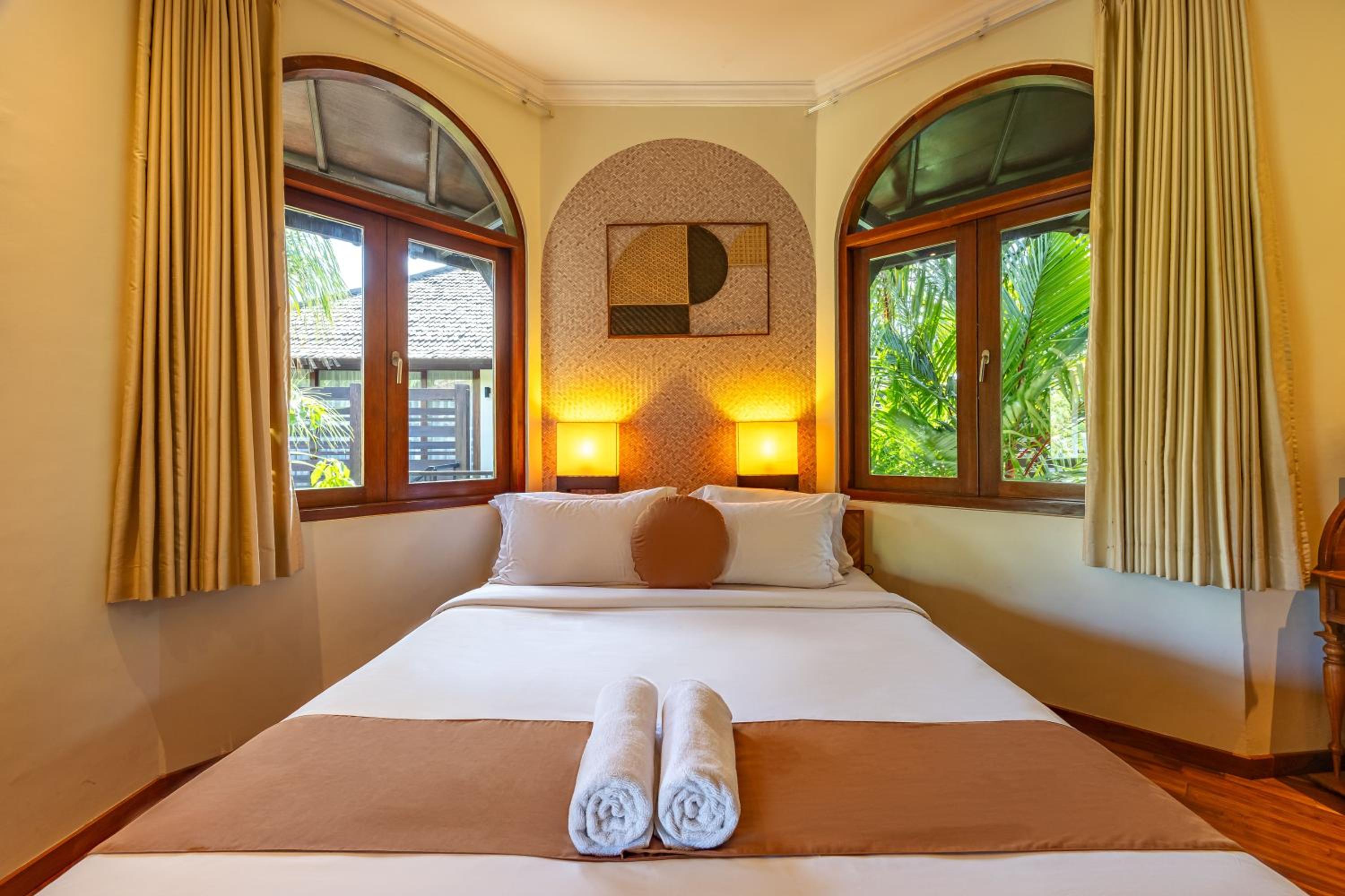 Urbanest Inn Villa 15/50