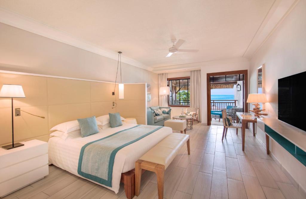 JUNIOR SUITE BEACHFRONT