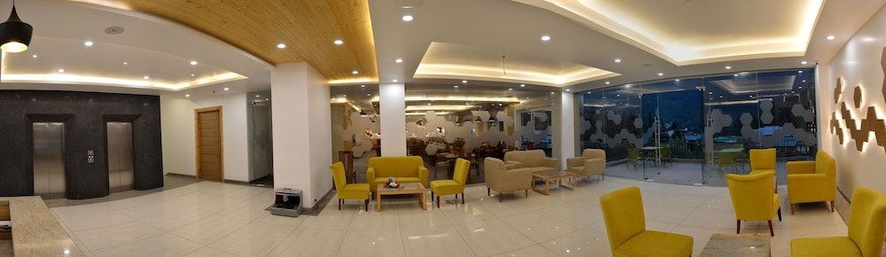 The Orchard Greens Resort 31/48