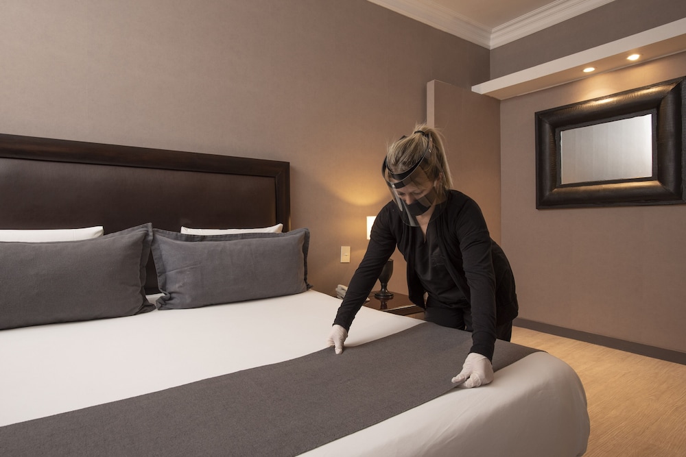1253 Recoleta Small Hotel 40/47