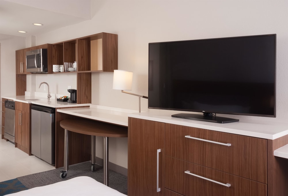 Home2 Suites By Hilton Atlanta Perimeter Center 47/56