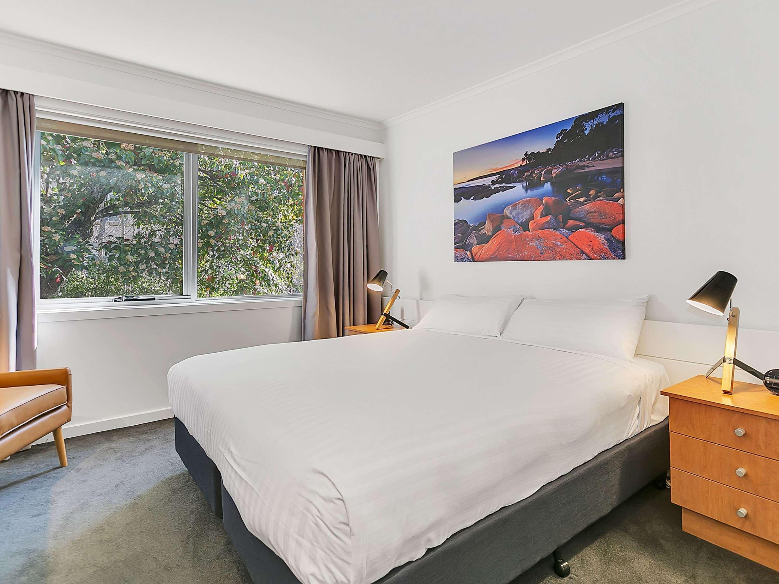 Room, King Bed