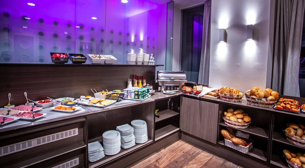 Hotel Saint Sauveur 43/50