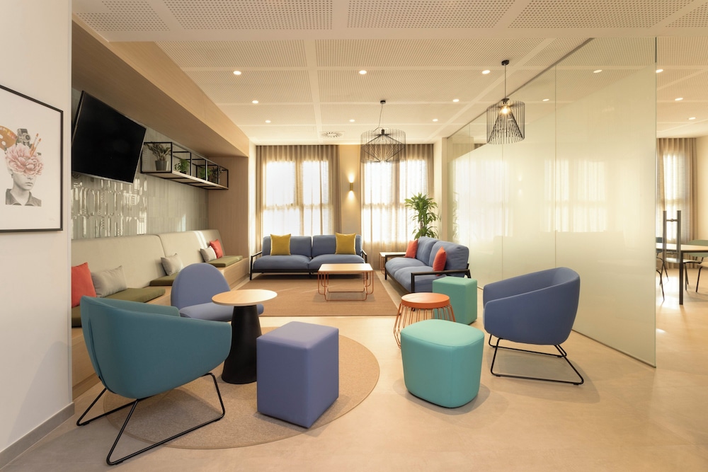 Staybridge Suites & Apartments Malaga by IHG 46/68