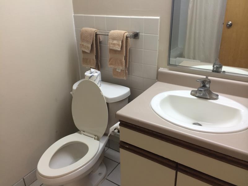 Guam Airport Hotel 31/33