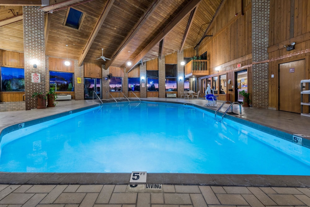 Baymont By Wyndham Lancaster 6/37