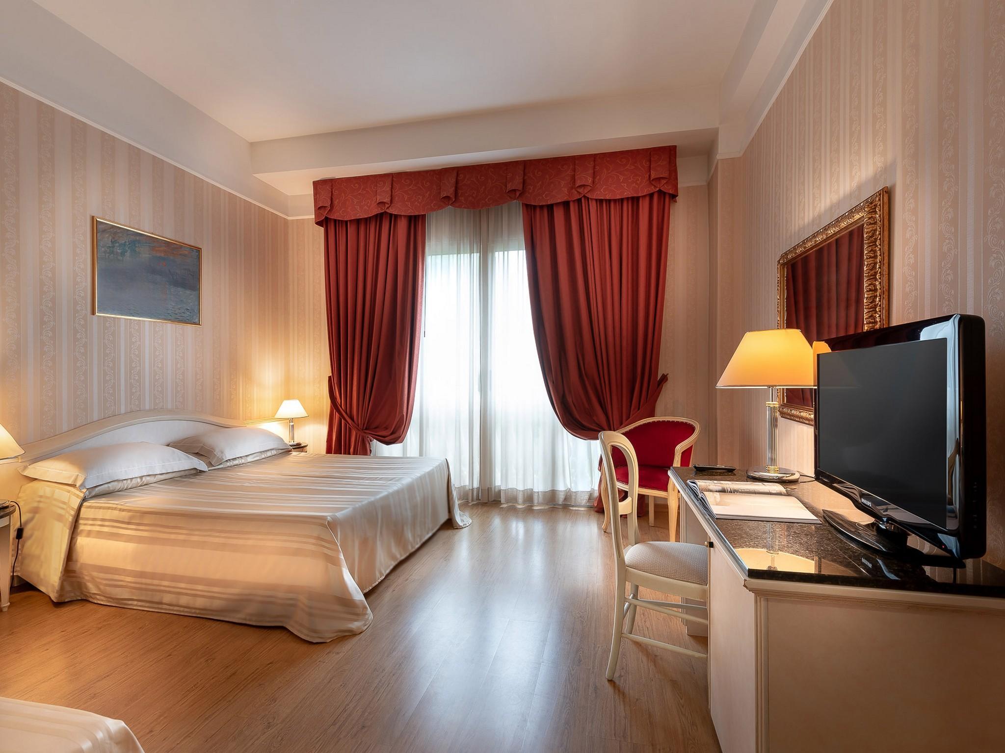 Standard Executive Room