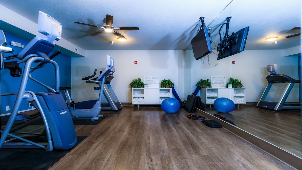 Holiday Inn Express Osage Beach - Lake Of The Ozarks 21/46