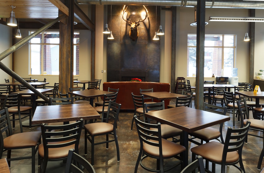 49 Er Inn And Suites 54/68