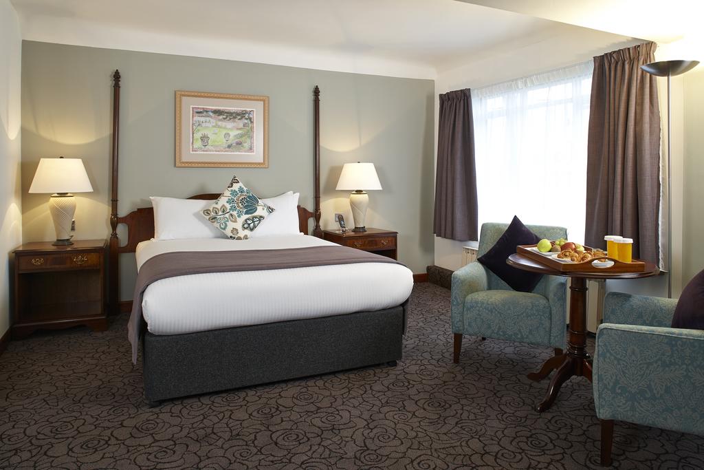 Copthorne Hotel London Gatwick 10/29