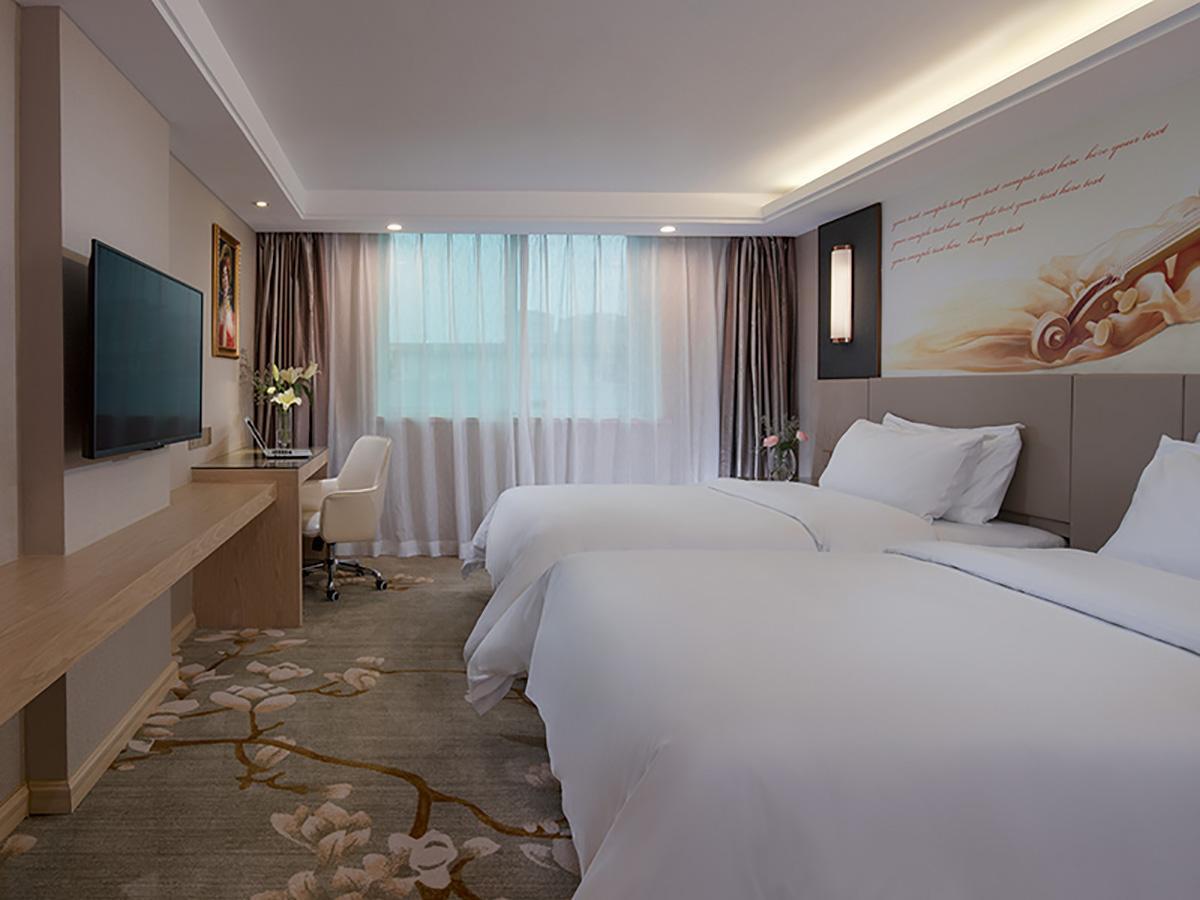 Venus International Hotel (Huizhou West Lake) 24/55
