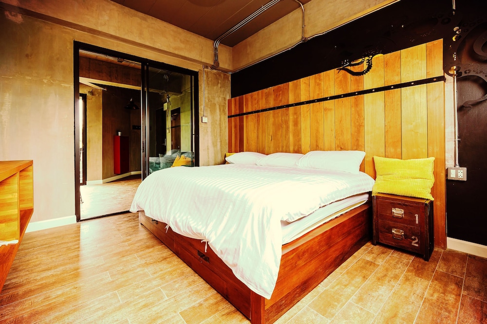 Rent V38 14/90