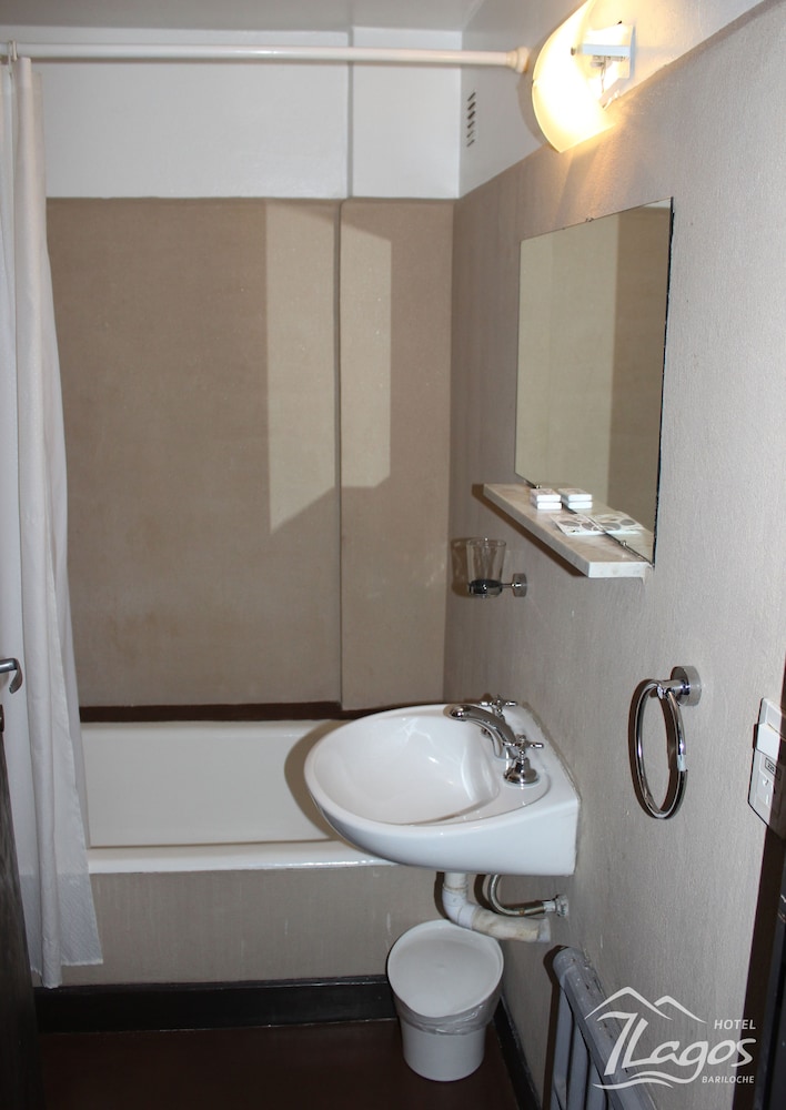 Hotel 7 Lagos 6/49