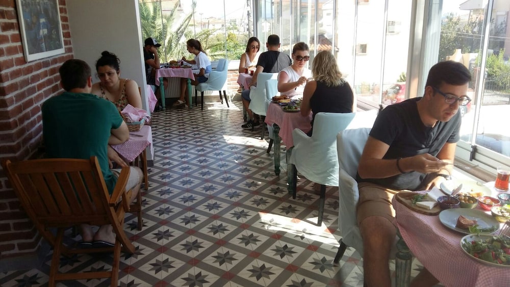Cunda Rooms Butik Otel 19/25