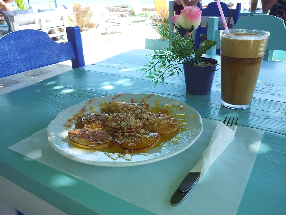 Avra Budget Beach Hotel 44/66