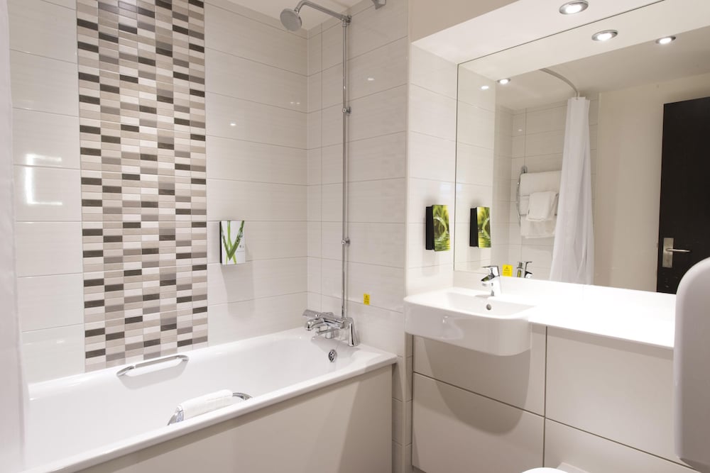 Premier Inn Newbury Town Centre (London Road) Hotel 37/37