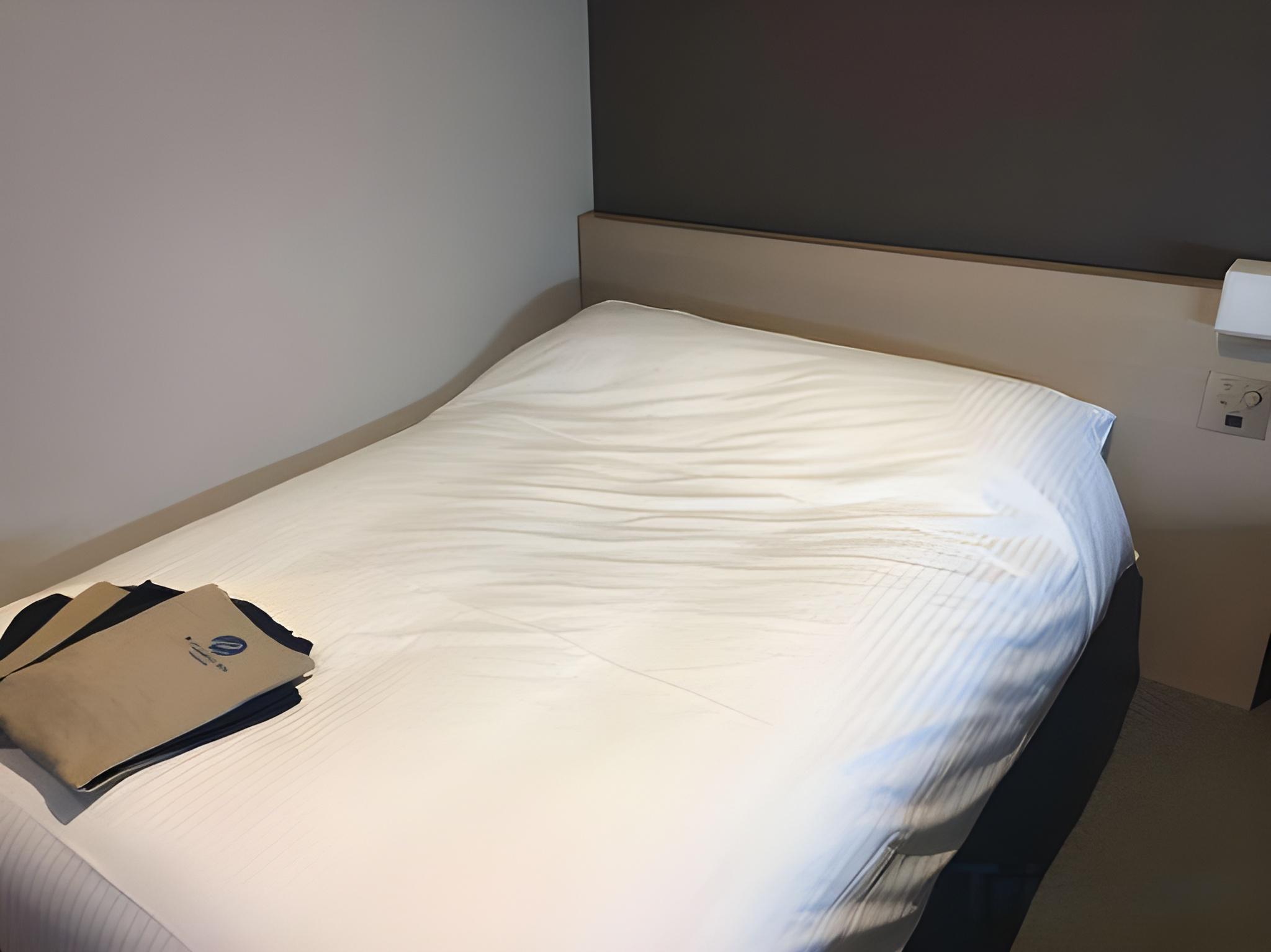 Semi Room, Standard, Semi Double Bed