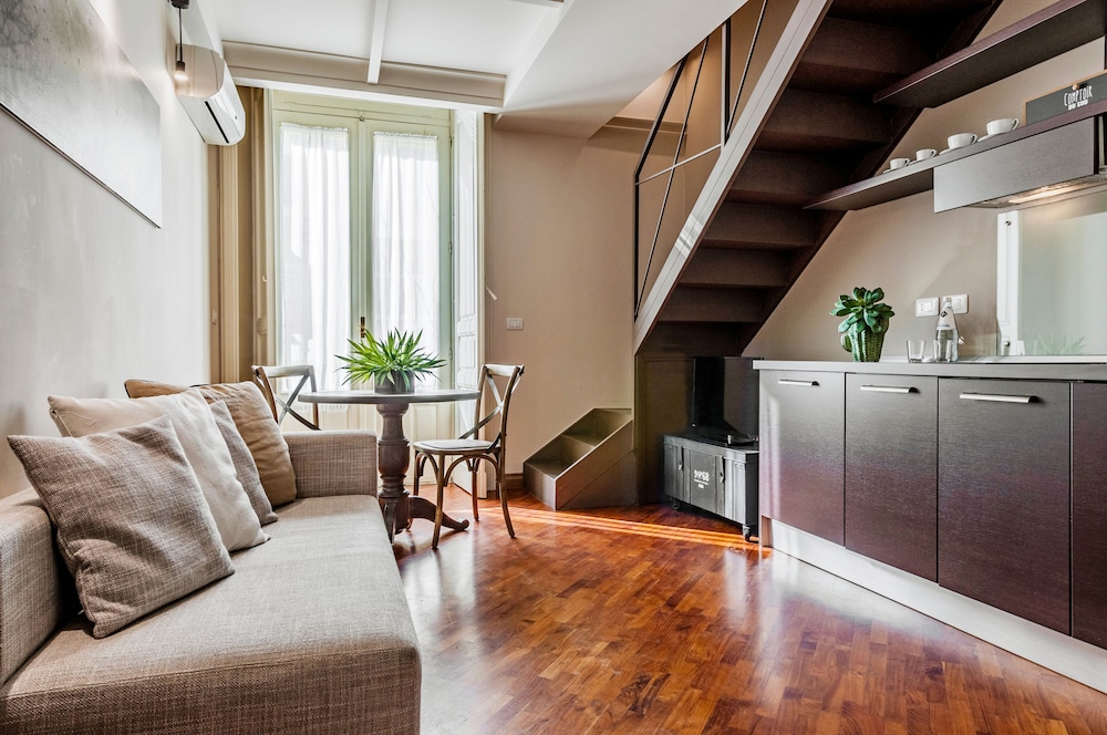 Ferrini Home Residence 150 53/76
