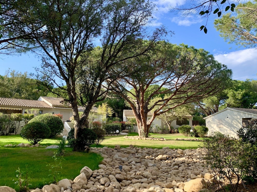 Les Pins De Santa Giulia 29/42